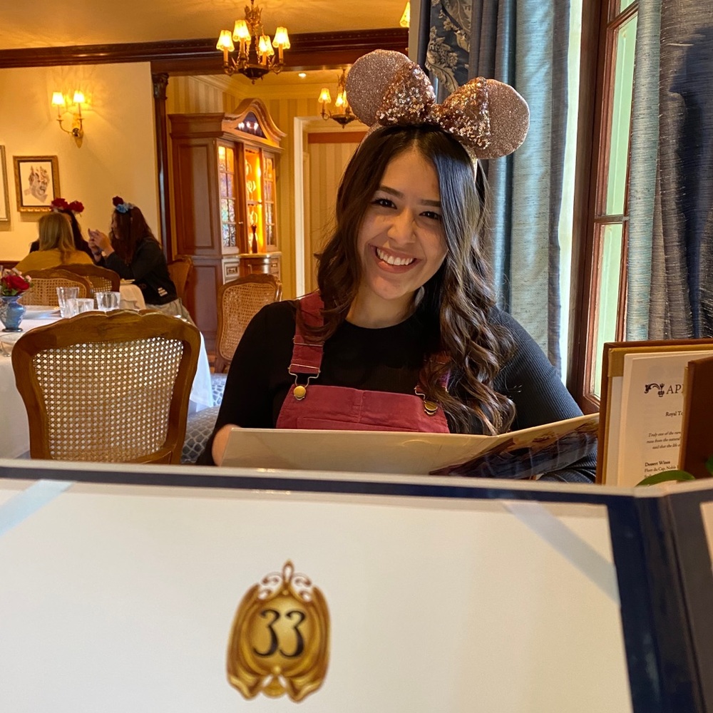 Meet your Posher, Danielle